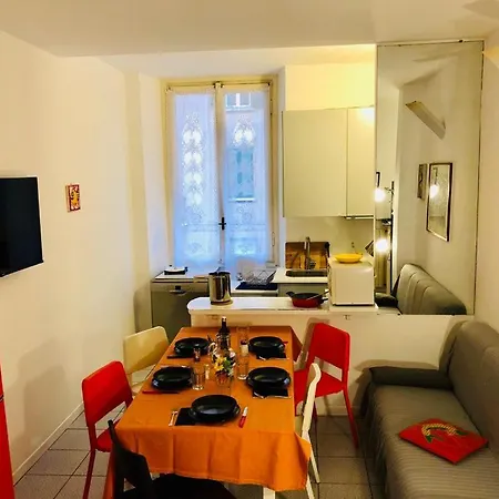 Apartment Venini Station Milan